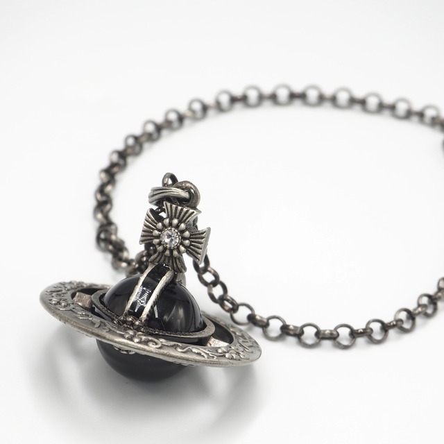 Vivienne Westwood ラージ ORB ネックレス ブラック GP ヴィヴィアンウエストウッド