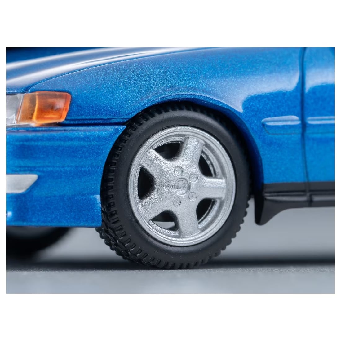 トミカリミテッドヴィンテージNEO LVーN224e トヨタ チェイサー 2.5