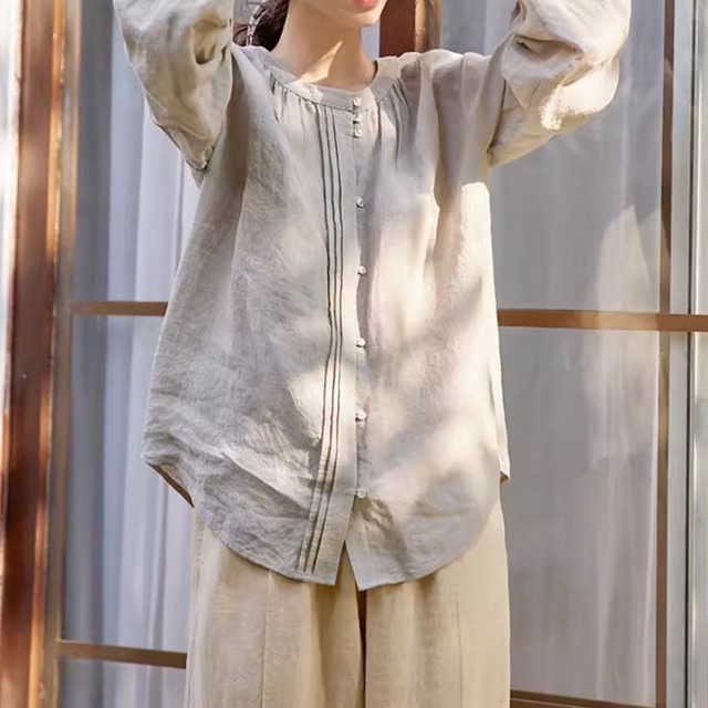 ロングスリーブ ラウンドネック プフロントボタン　シャツ  00246