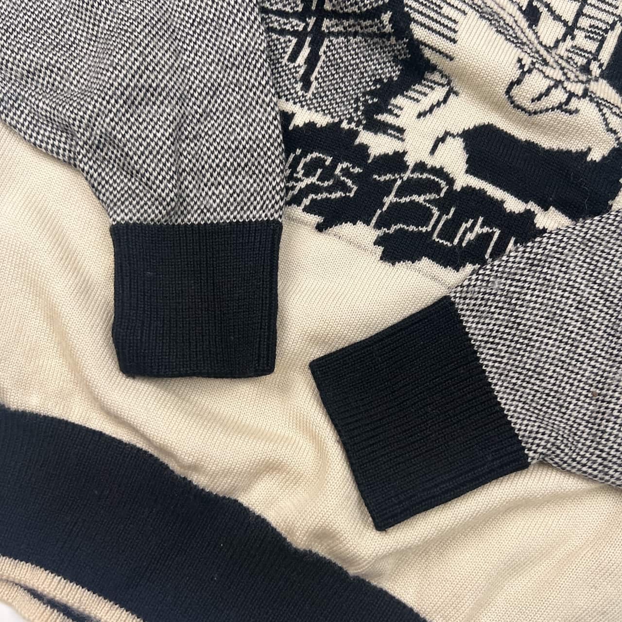 SOZI ソジ ワーナー コラボ バッグスバニー デザイン 長袖 ウール ニット セーター M/ホワイト×ブラック メンズ グリーンクラブ