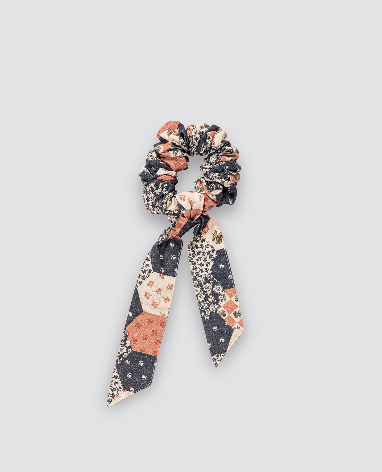 送料無料 Little Cotton Clothes/Scrunchie with bow Patchwork Floral