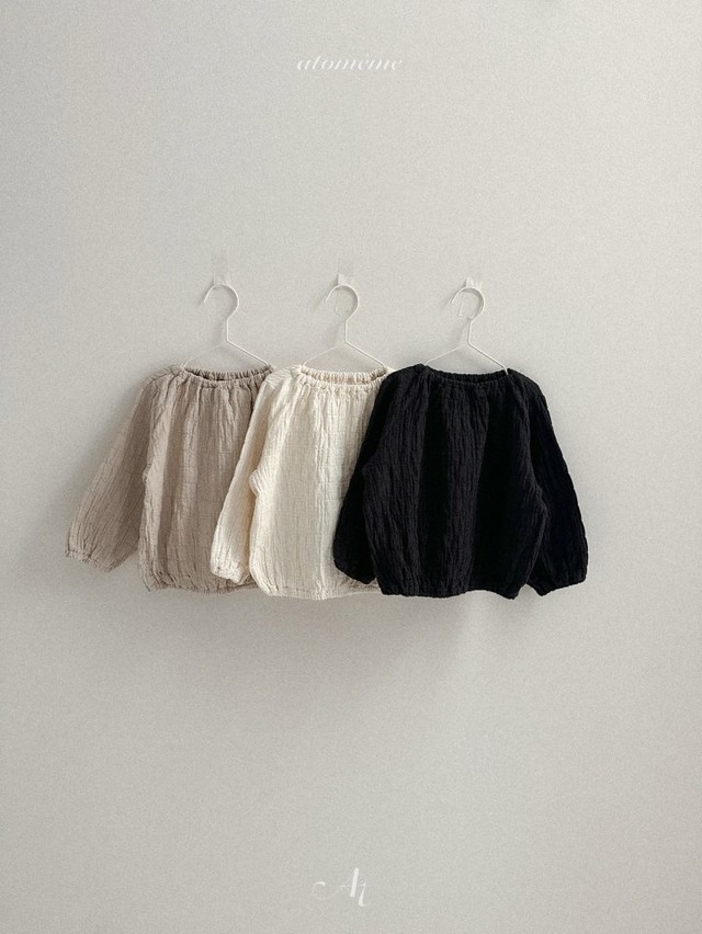 atomeme25wn_Volume Blouse