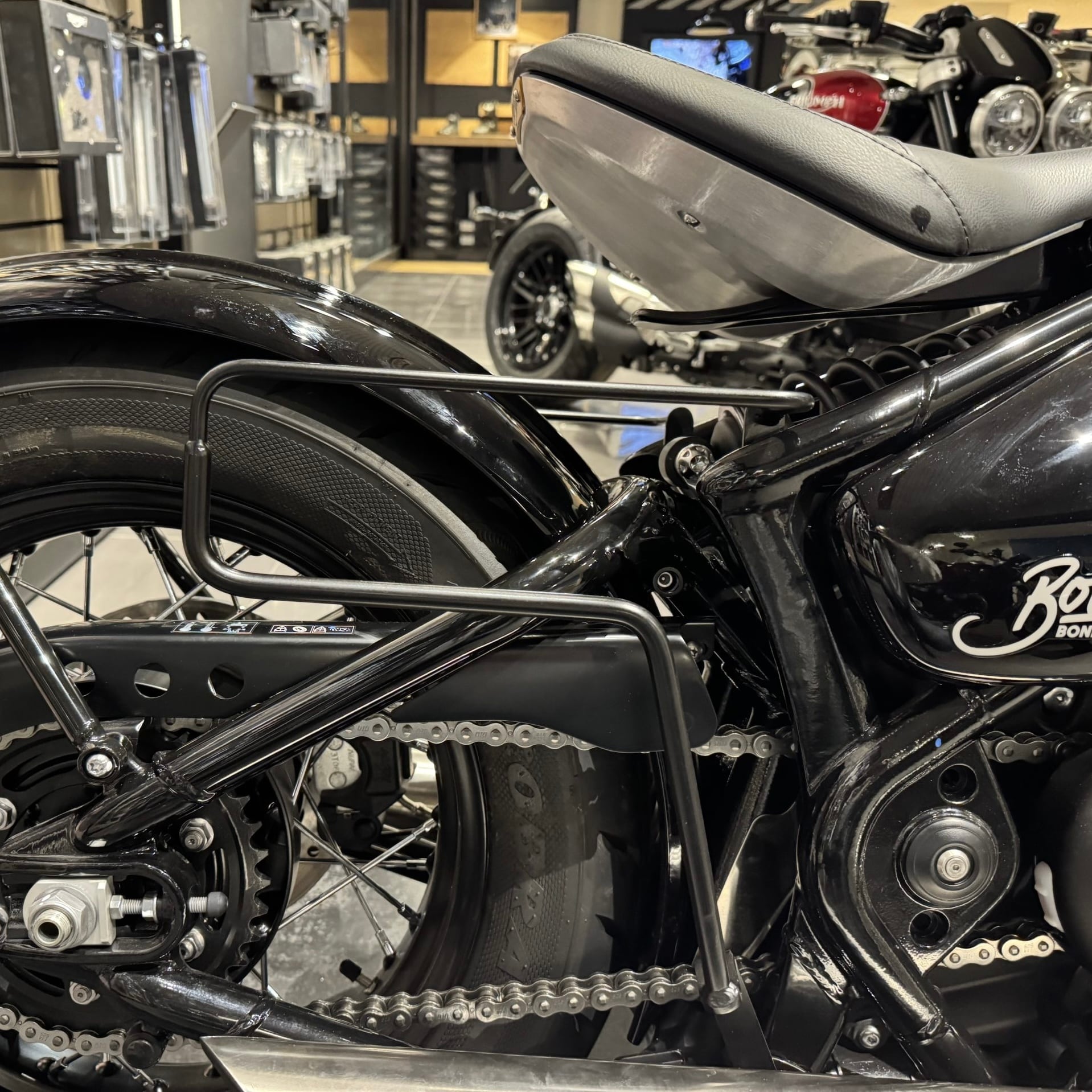 TRIUMPH ボンネビル ボバー 用ブラケット 左右セット Klickfix対応