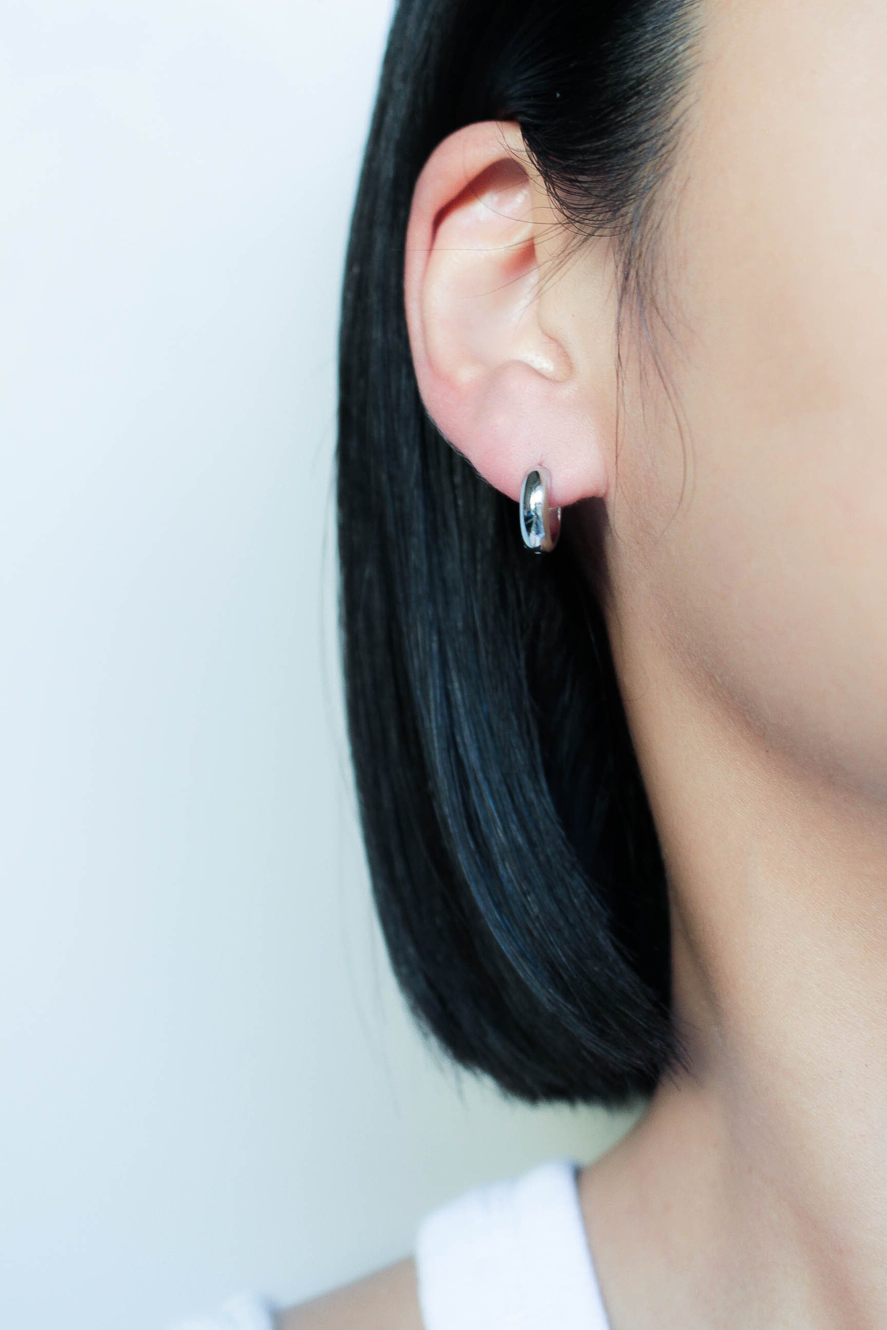 11/29(sat)発売 Bold Small Hoop Pierce