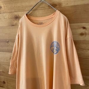 【vineyard vines】ブランドロゴ 半袖 Tシャツ XL ビッグサイズ バックプリント ワンポイント US古着 アメリカ古着