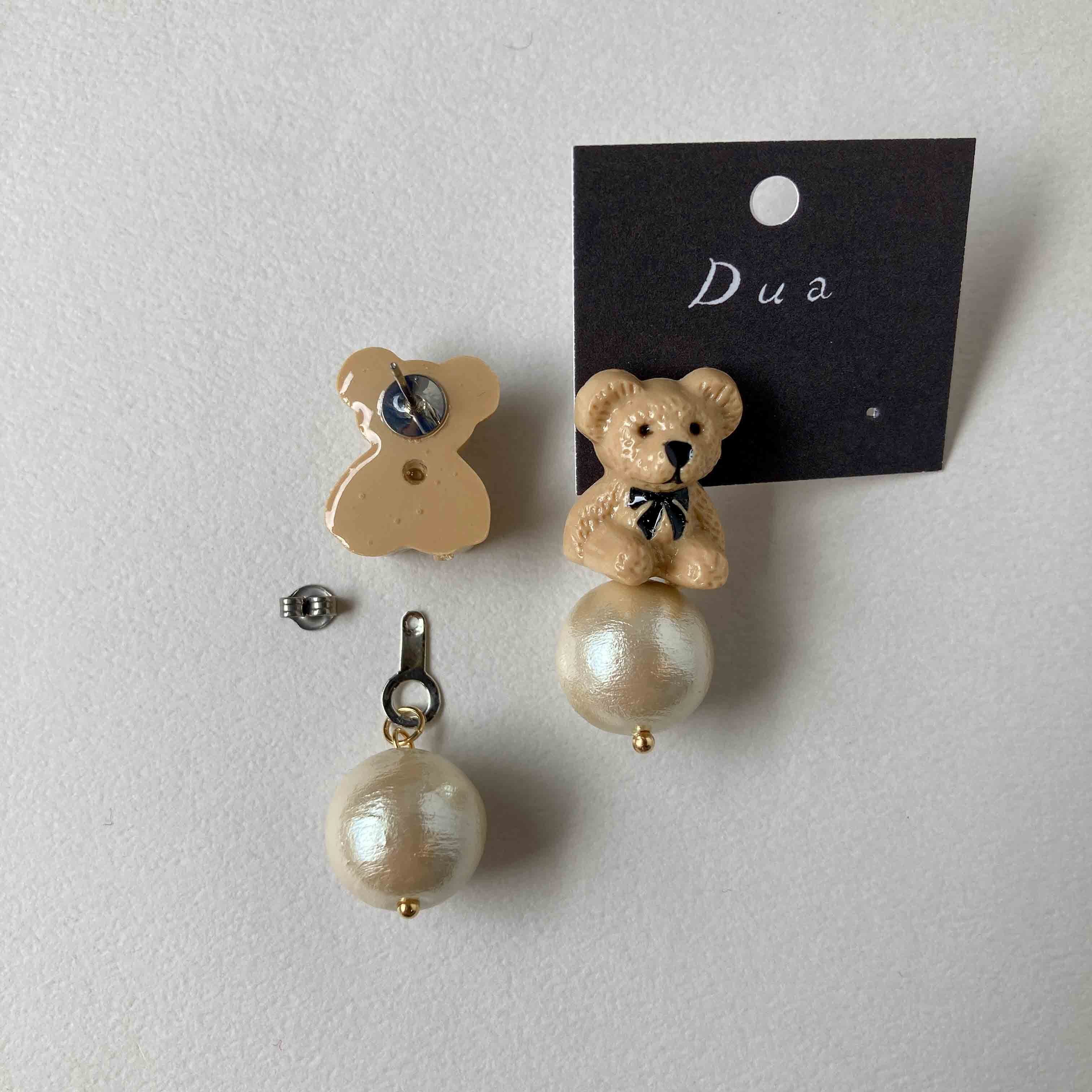 パール玉乗りクマの〈ピアス/イヤリング〉 | Dua-アクセサリーパーツ
