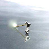 NOTE STUD / ノートピアス