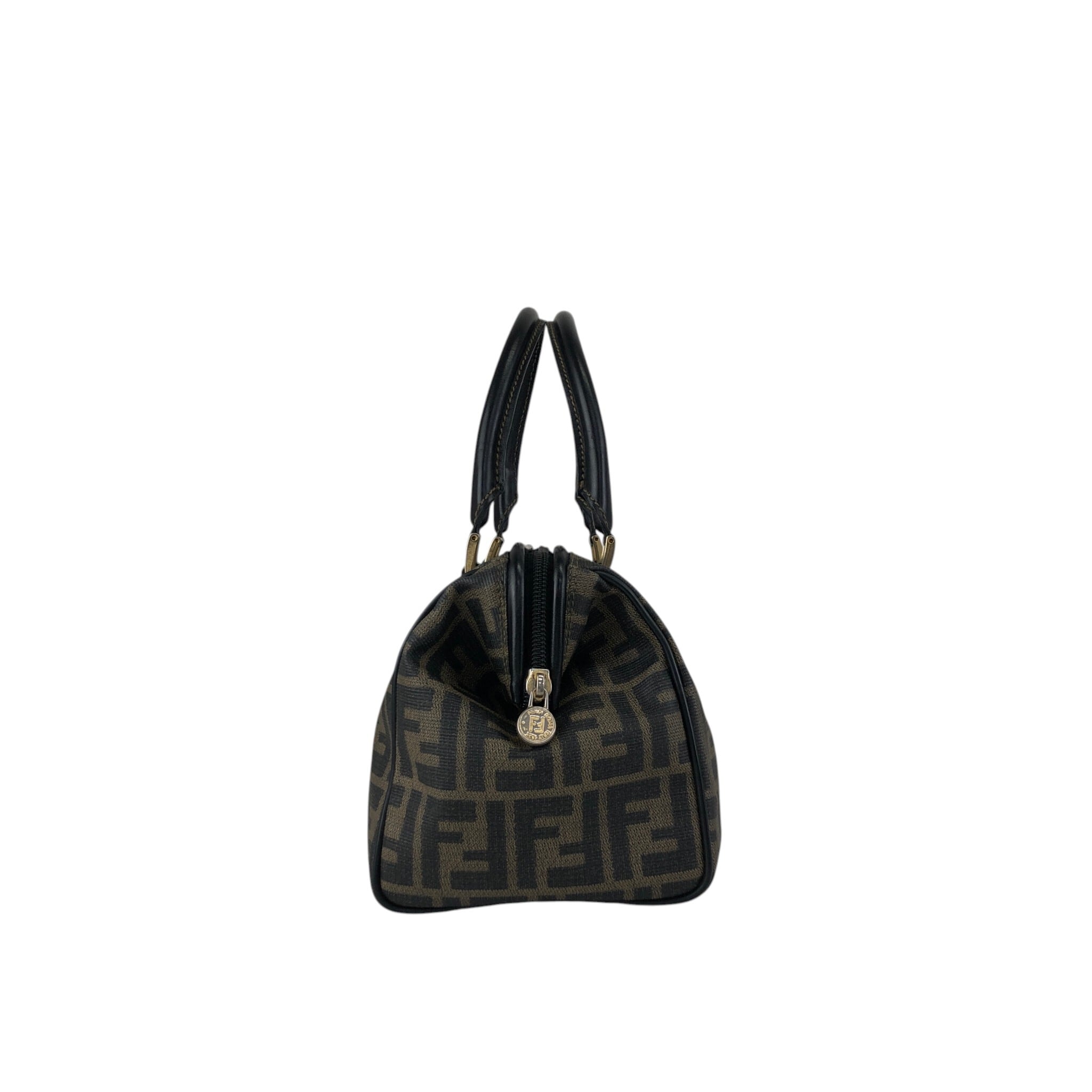 FENDI フェンディ ズッカ ショルダーバッグ ブラック ロゴ PVC レザー