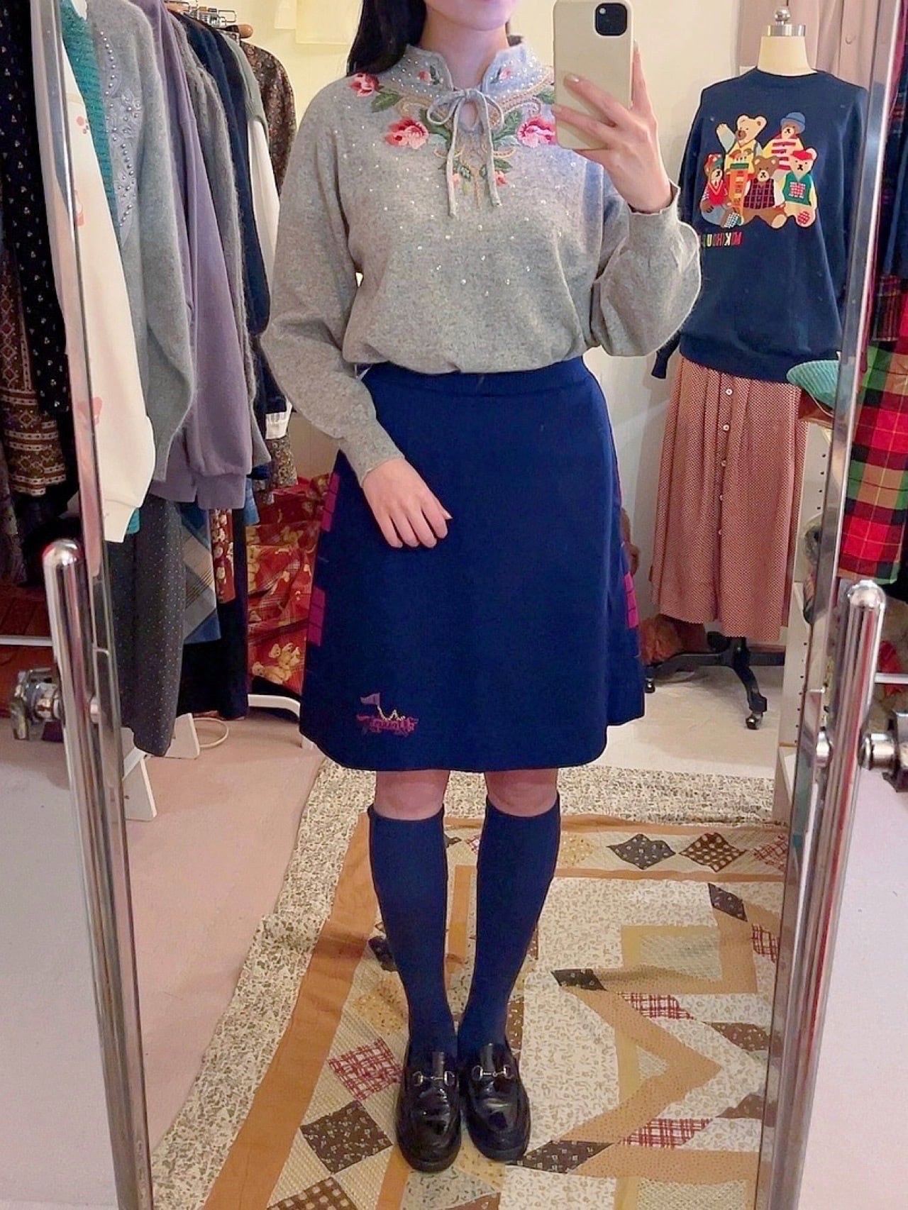 flower beads neck ribbon knit sweater