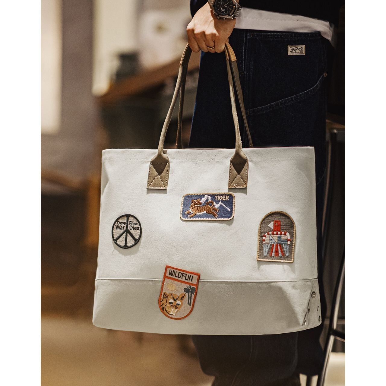 アメリカンレトロ刺繍バッジキャンバストートバッグ 225150 | GOZE