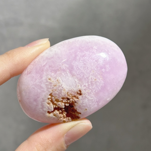 ピンクアラゴナイト パームストーン42◇Pink Aragonite Palm Stone◇天然石・鉱物・パワーストーン