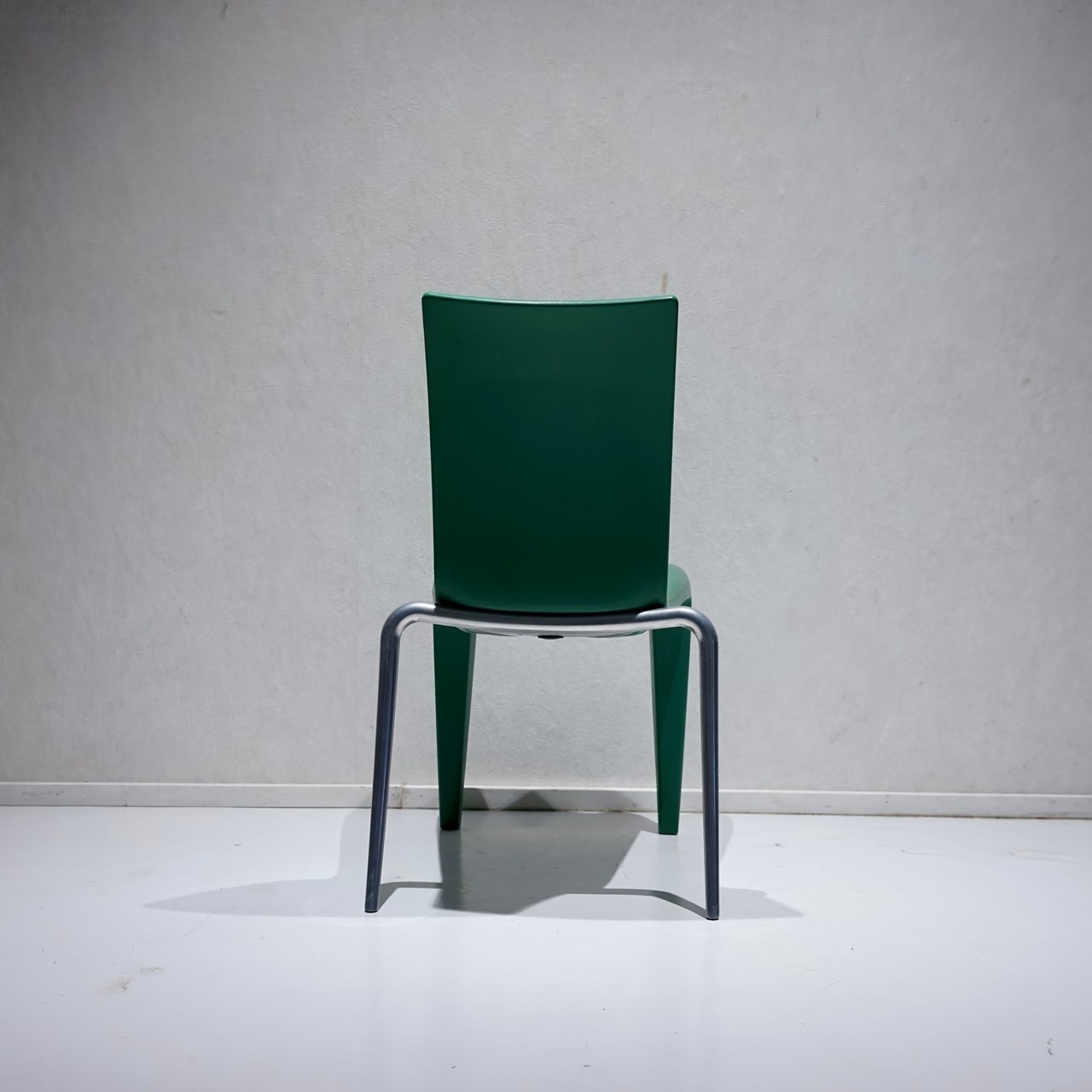 Vitra ヴィトラ Louis 20 ルイ20 ダイニングチェア アームレス チェア 椅子 グリーン デザイナーズ家具 モダン ミニマル ミッドセンチュリー