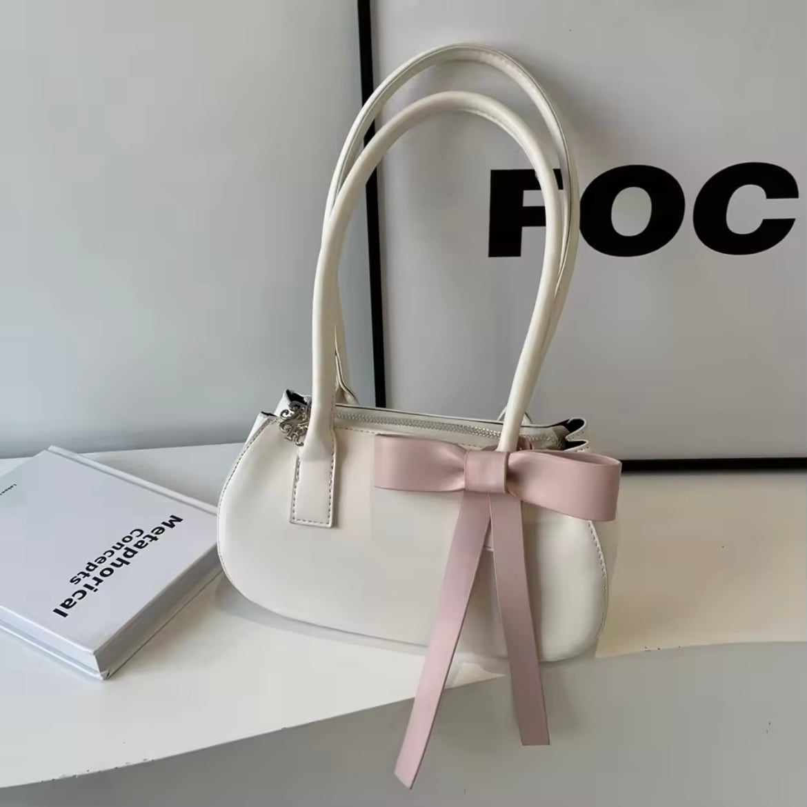 リボンチャームショルダーバッグ