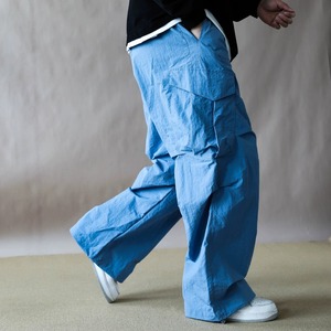 Wide cargo parachute pants 1409