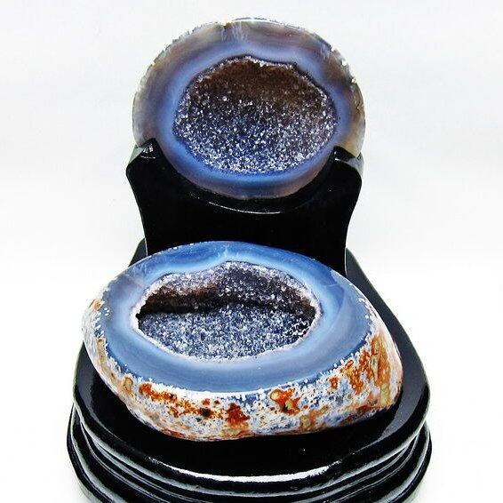 トレジャーメノウ アゲート 台座付属 原石 置物 一点物 175-1372