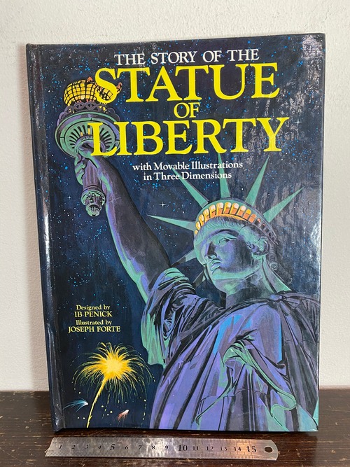 洋書しかけ絵本 THE STORY OF LIBERTY