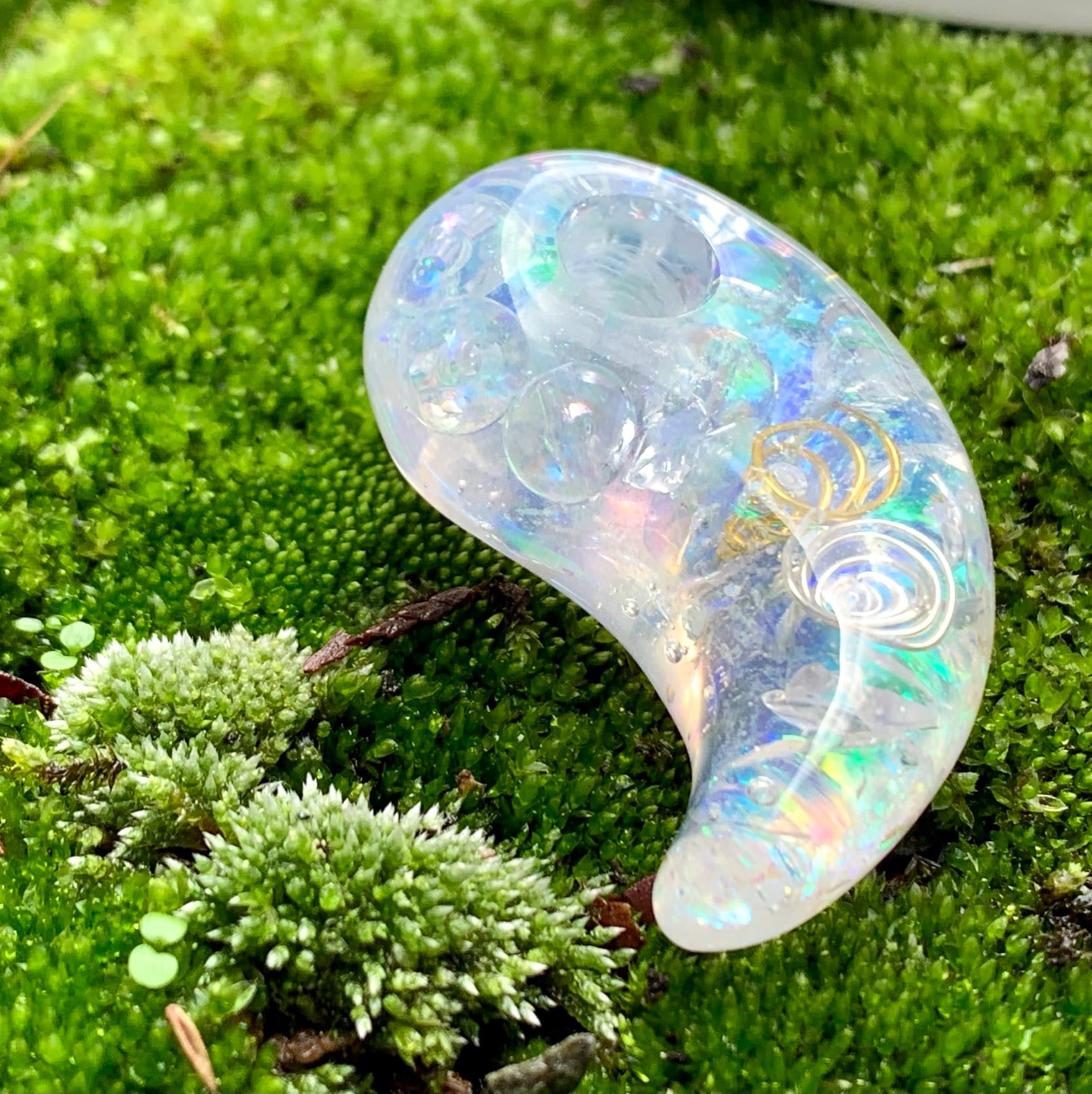 オルゴナイト　天使の羽　エンジェルオーラクォーツ オルゴナイト 天使の羽 エンジェルオーラクォーツ 天使の絆