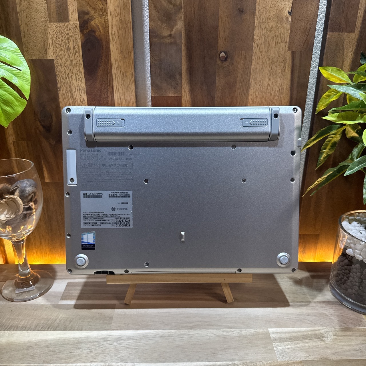 \ 公式ショップ限定価格❣️/ 極美品《超軽量》Let's note SZ6 第7世代 Core i5 8GB SSD256GB 12.1インチ ノートパソコン 安心サポート&3ヶ月保証付き