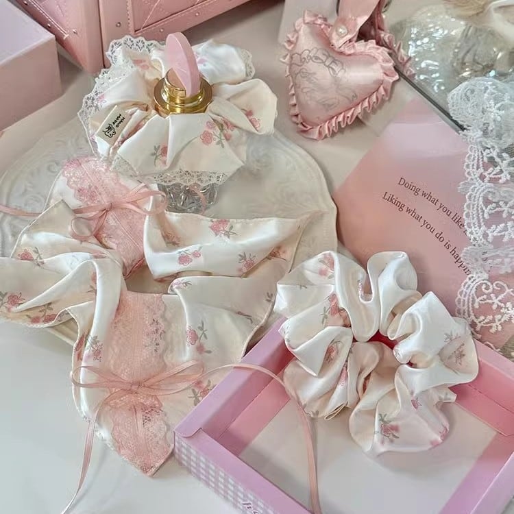 3種／小花柄シュシュ ・65777 | sucrier ( シュクリエ ) - お砂糖