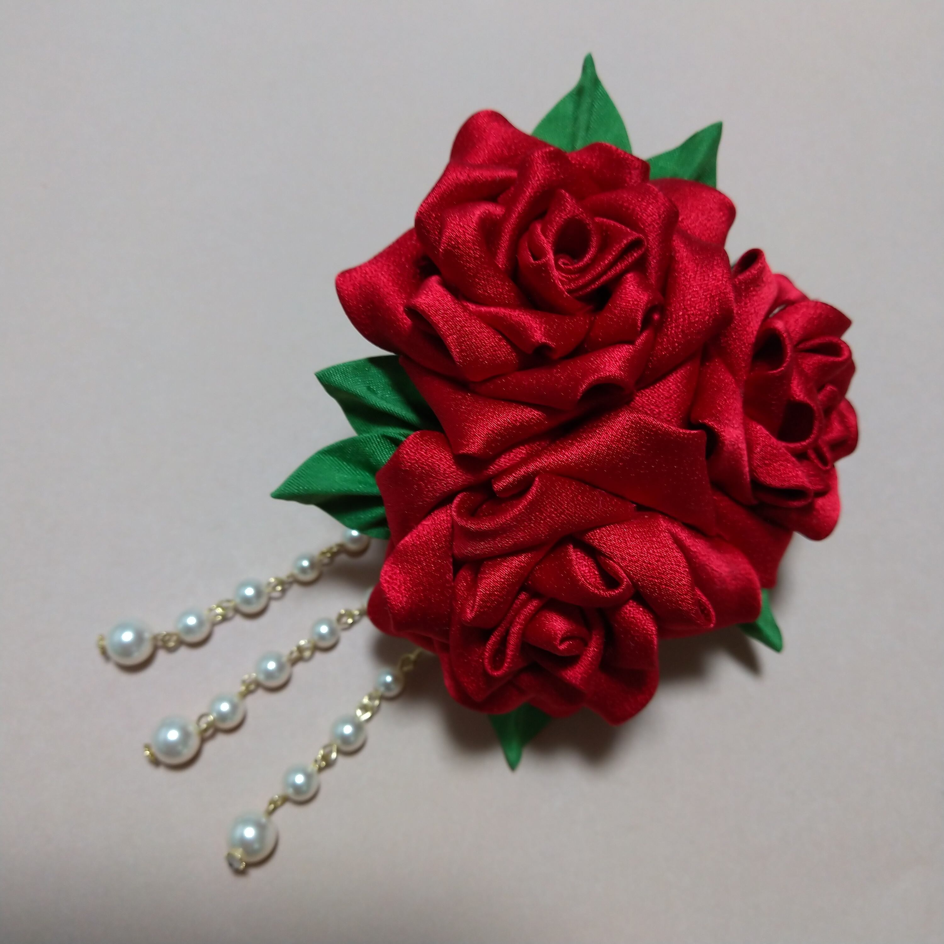 つまみ細工 薔薇のかんざし赤 | つまみ細工ローズはっち