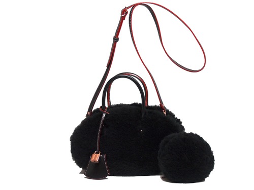 muku LUXE 836 ブラック　ムートン　牛革　横長プチショルダーバッグ