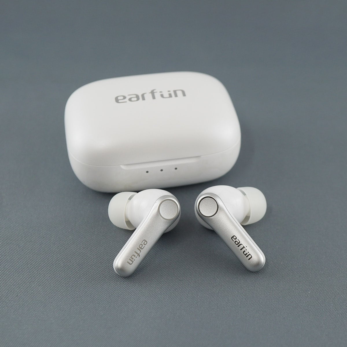 HUAWEI FreeClip 充電ケースのみ USED美品 充電器 チャージングケース
