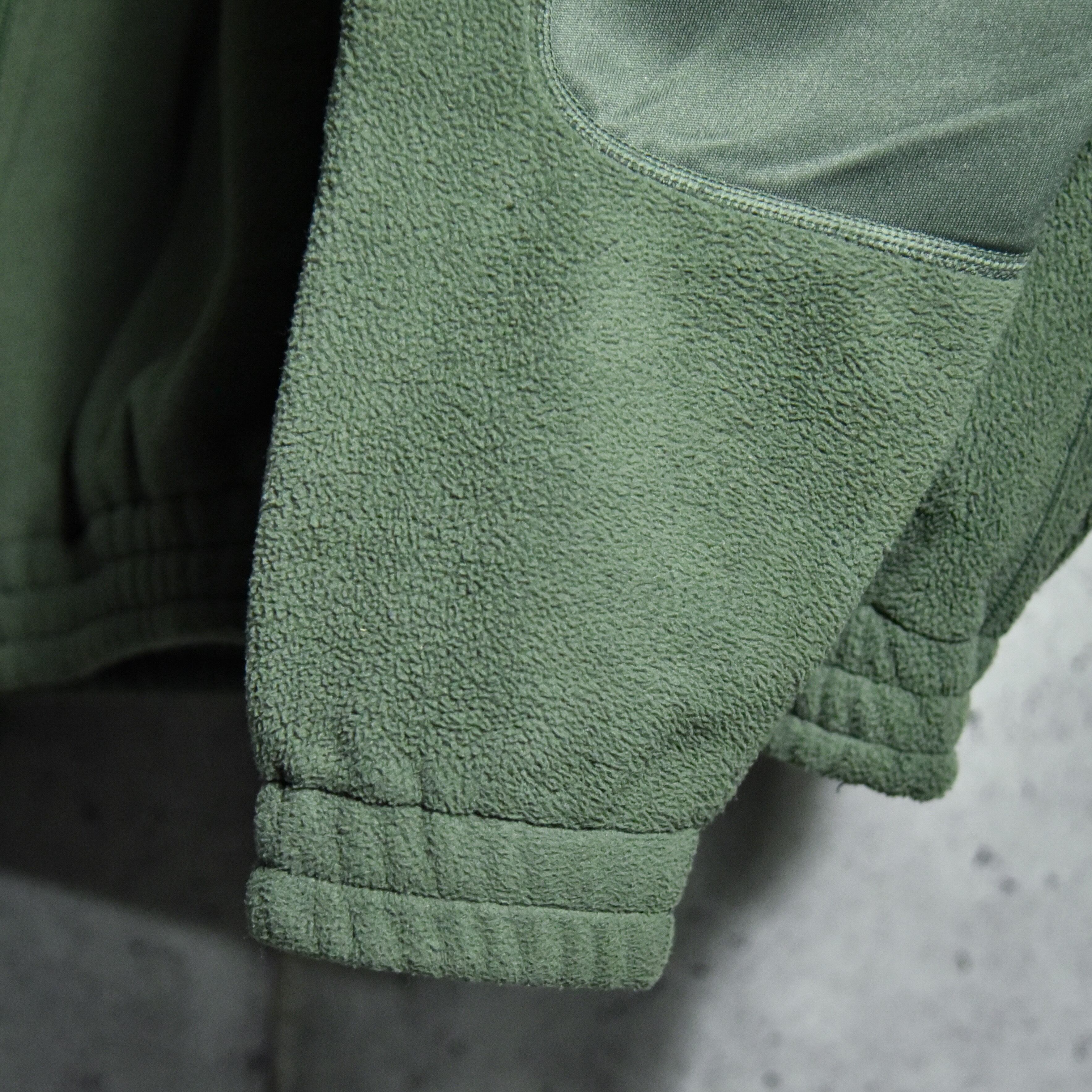 French Army Cold Weather Fleece Jacket フランス軍 コールドウェザー