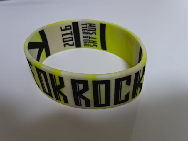 ONE OK ROCK ワンオク ラバーバンド ラババン│アーティストグッズ販売買取 hfitz.com | ラババン1111