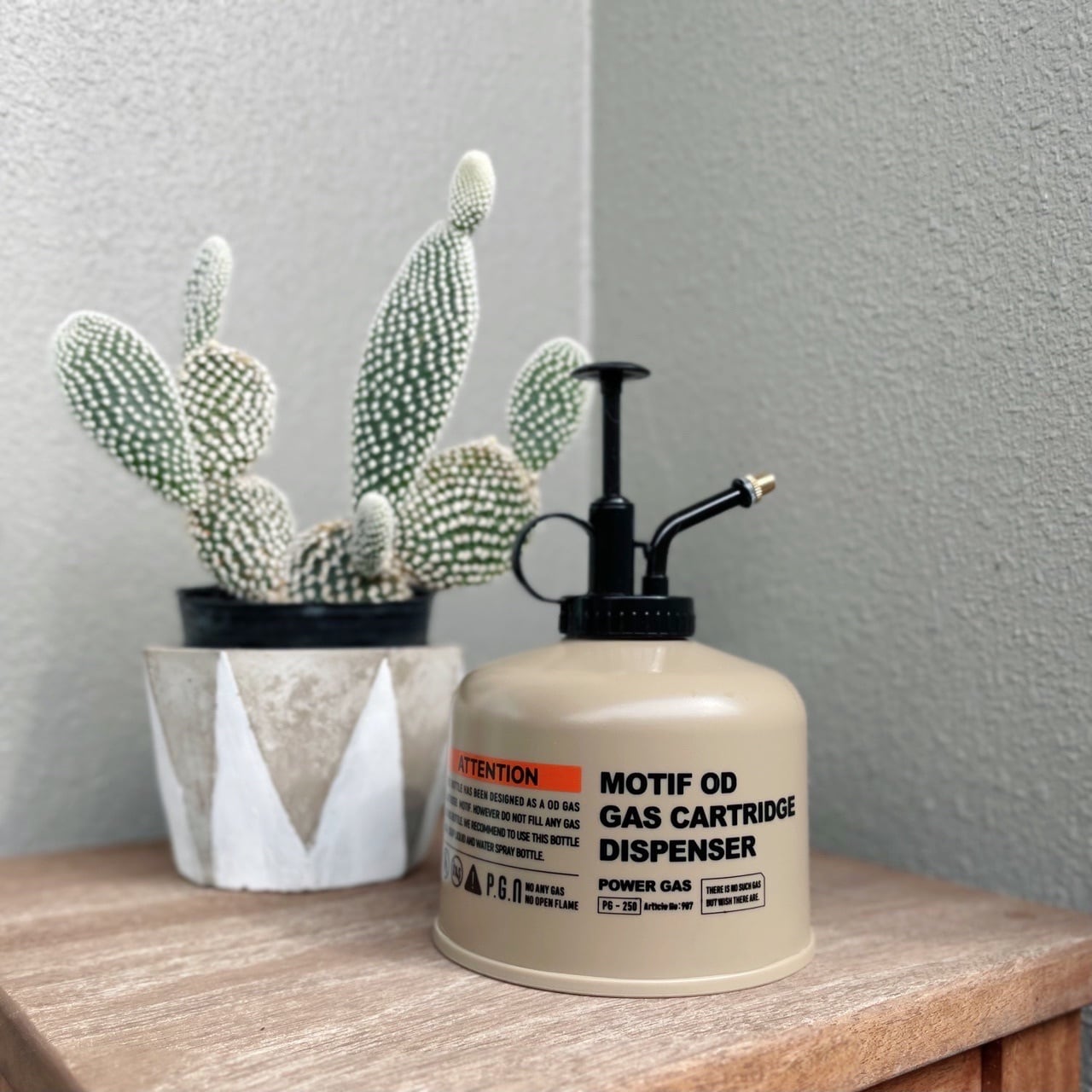 モチーフ ディスペンサー オーディスプレー 3Color|POSTGENERAL 霧吹き スプレーボトル ガーデン