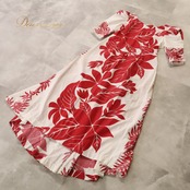 フラダンス 衣装 T&L MUUMUU FACTORY ムームーファクトリー ワンピース ドレス ホワイト系 ティアレ柄 花柄 植物柄 ハワアインプリント ハワイアン アロハ フラ ダンス レッスン 練習 ハワイアンダンス フレアスカート 白 赤 レッド系 華やか 鮮やか かわいい おしゃれ アシンメトリー