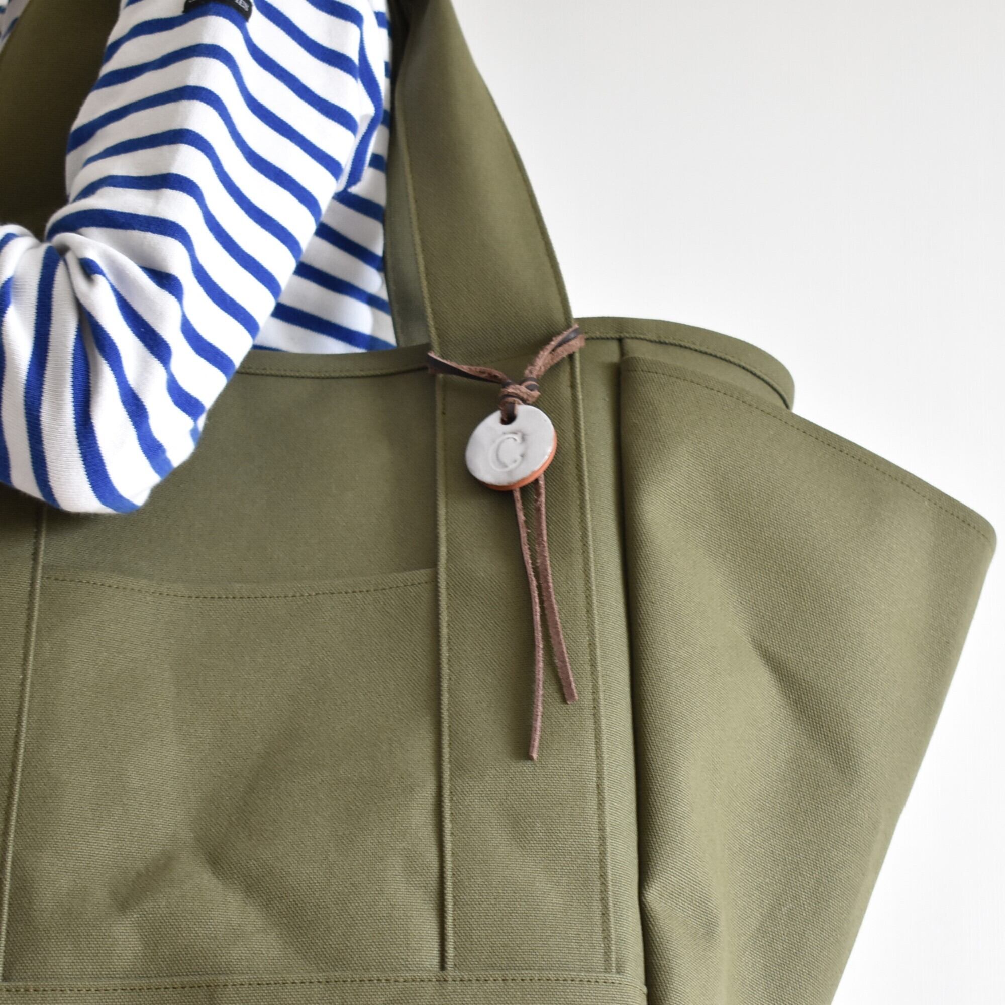 STYLE TOTE BAG (オリーブ/カーキ) | cherie aimer trip（シェリ エメ