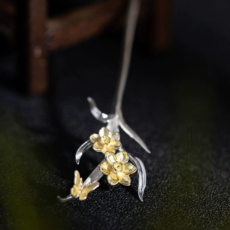 水仙の花のかんざし - 伝統的な美しさと現代的な感性が見事に調和 K186