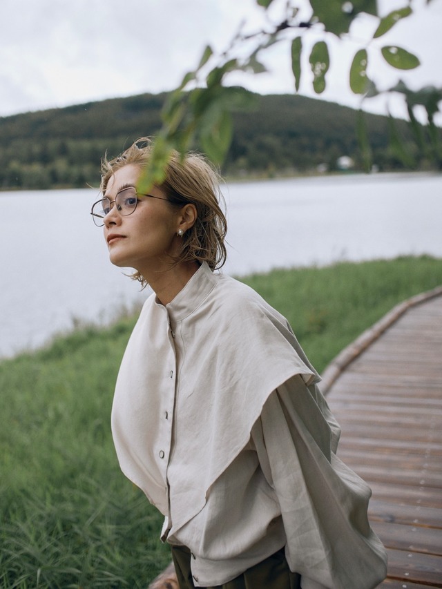 【Atelier Mont Kemmel】VOLUME SLEEVE BLOUSE / BEIGE