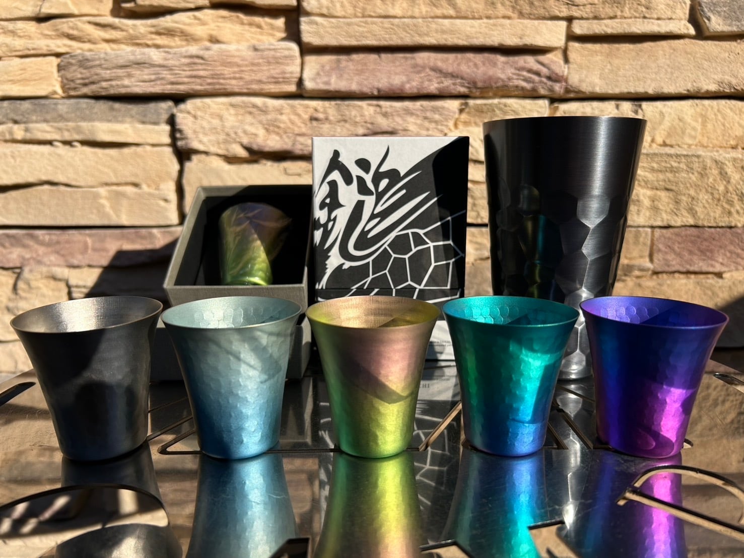 IDEA SEKIKAWAアイデアセキカワ】鎚目チタンぐい呑み 〈無地