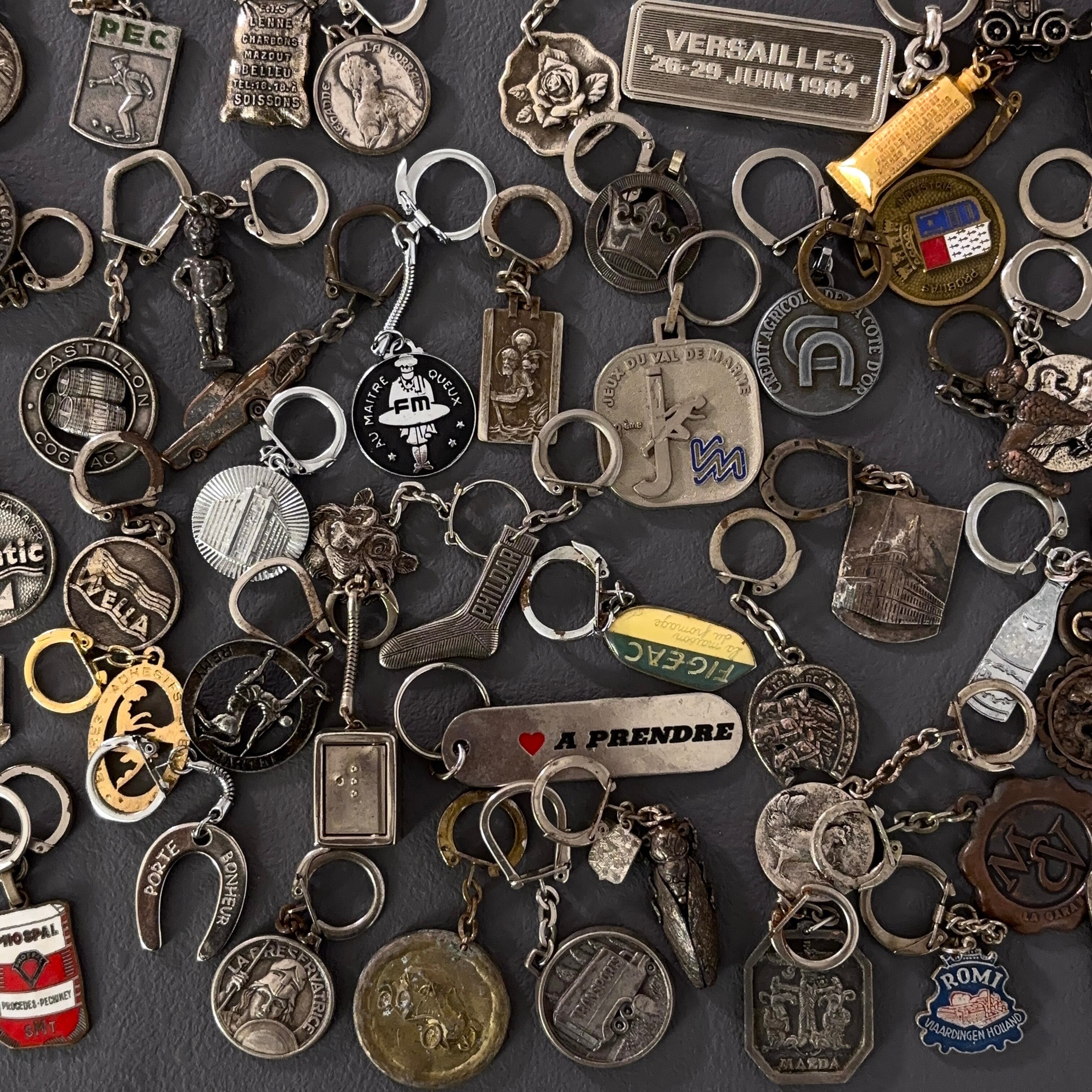 フランス雑貨★フレンチキーホルダー大量100個セット②★ワイン　フレンチパブ フランス雑貨☆フレンチキーホルダー大量100個セット②☆ワイン