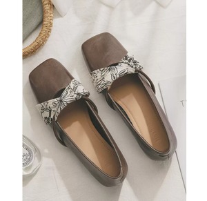 スクエアトゥクロスデザインシューズ W10391