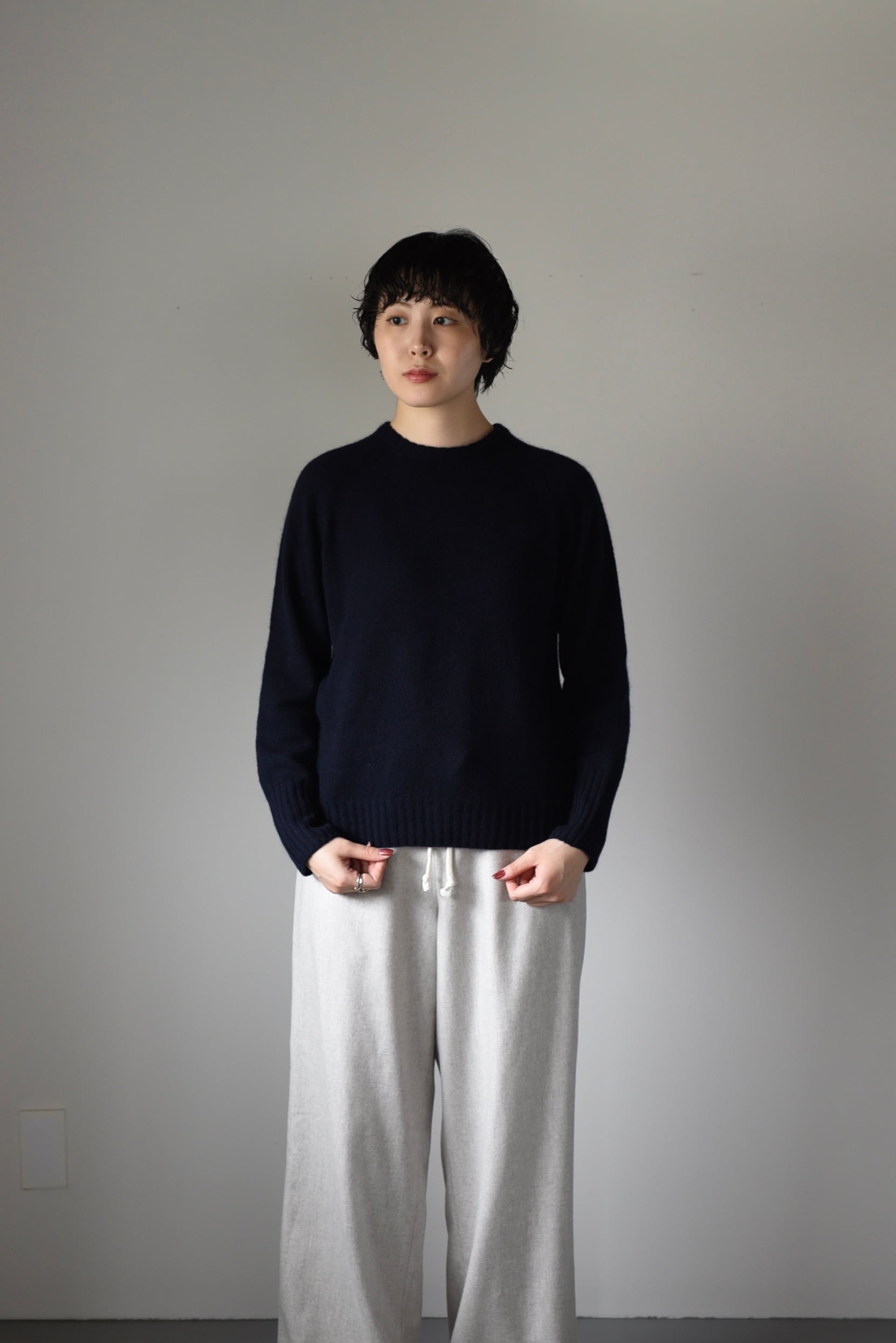 eleven 2nd|カシミヤラウンドネックセーター |ネイビー