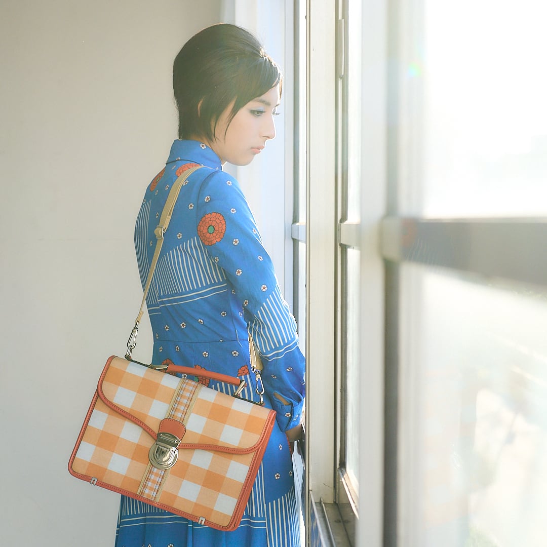 ☆カフェオレギンガムチェック×三角ホワイト☆ ハンドメイド