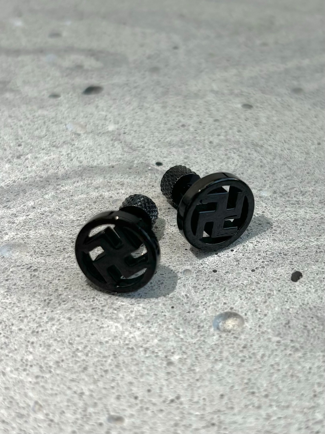 【PLANET STUDIO】design pierce (Black)