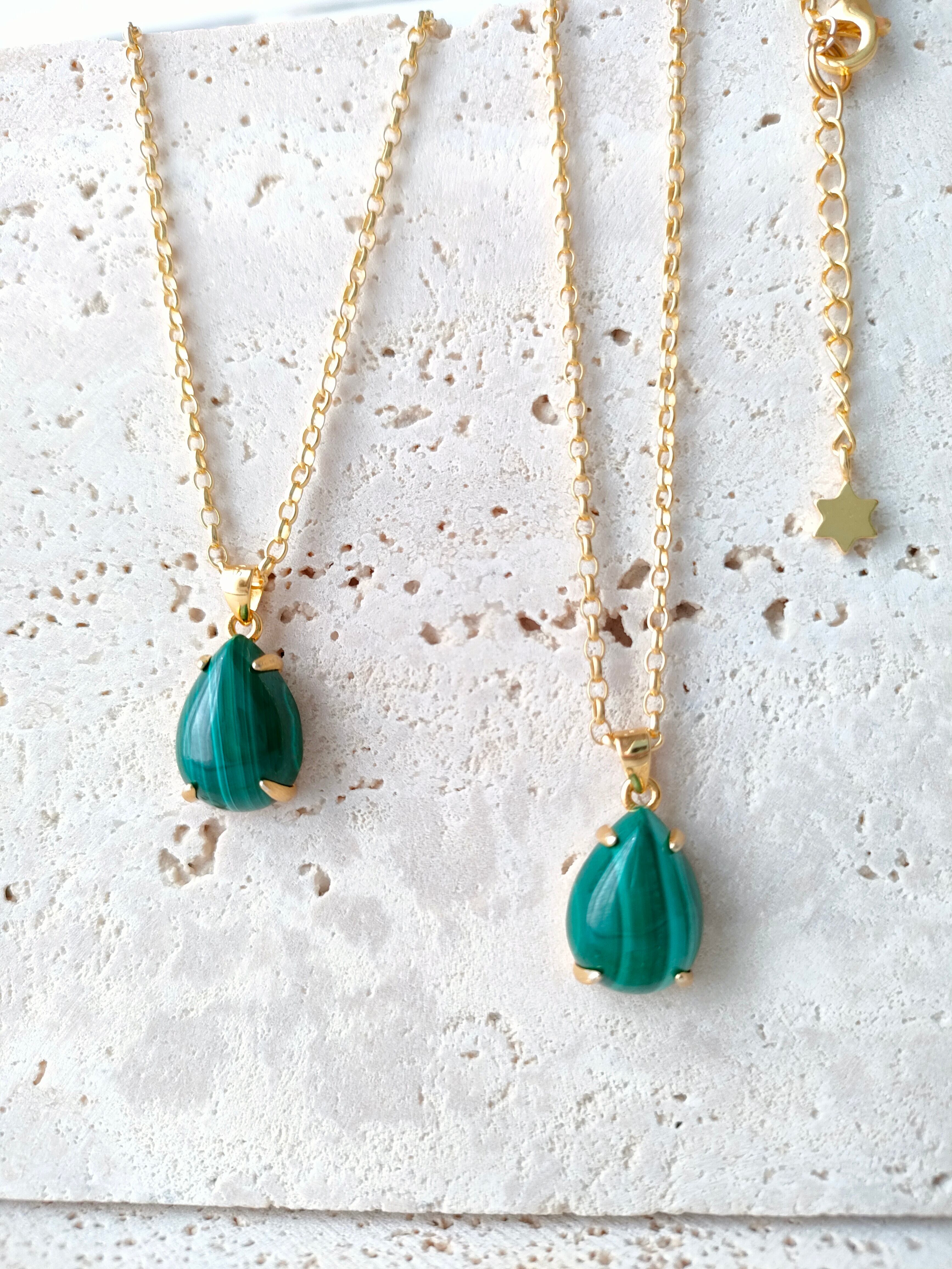 マラカイトネックレス