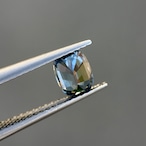 カラーチェンジジルコン 6.1x4.6mm, 0.95ct, ミャンマー産