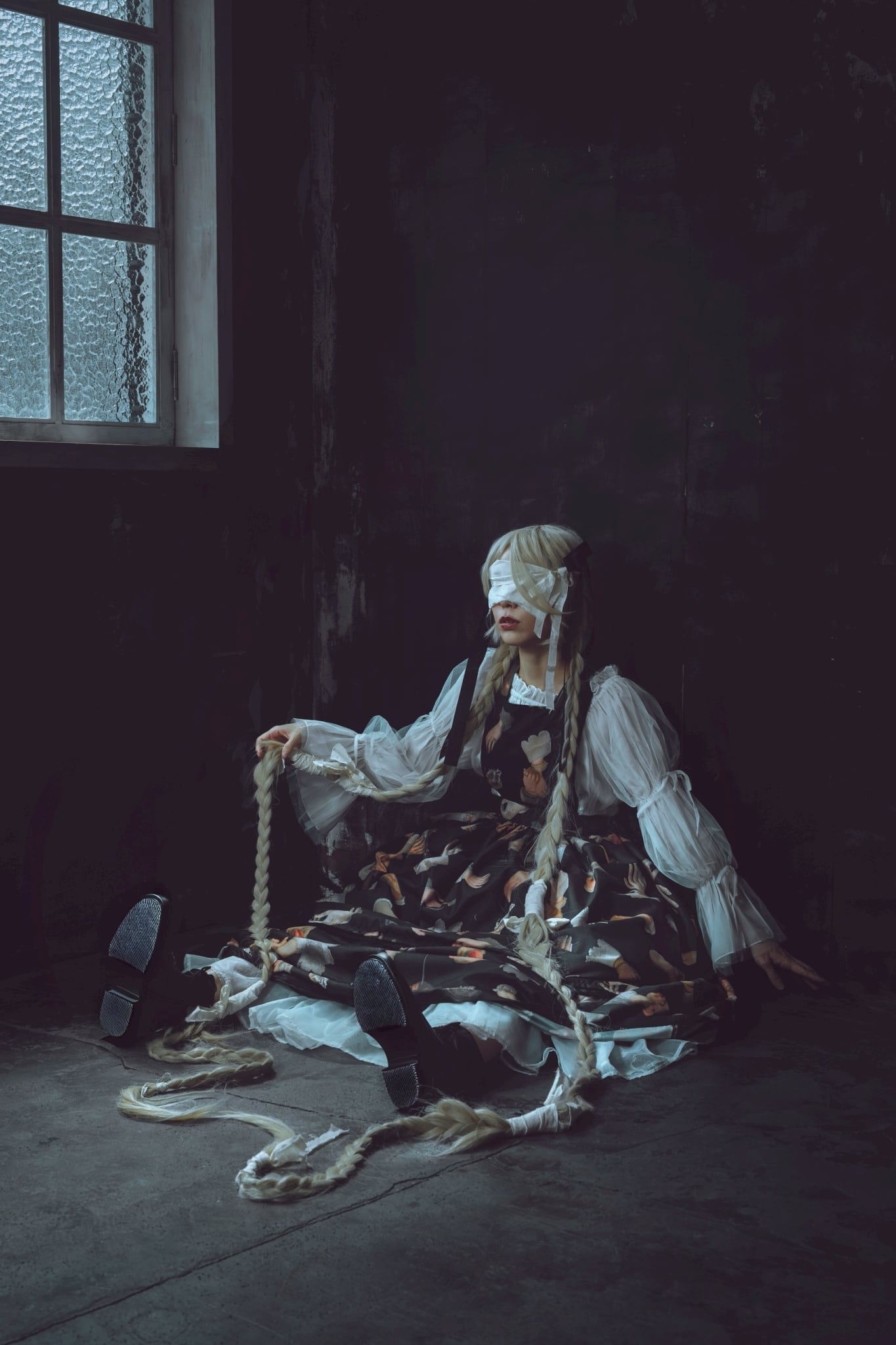 手の肖像」2wayエプロンスカート | microcosm／ﾏｲｸﾛｺｽﾞﾑ