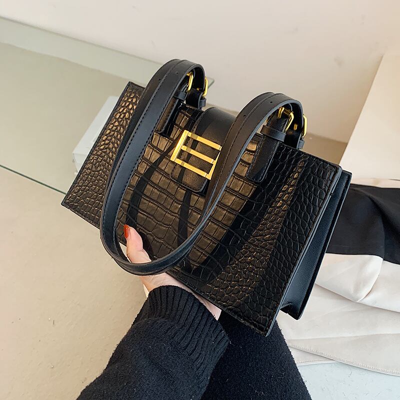 レッド オータム 秋物 ウィンター 冬物 スクウェア 手作りハンドバック69109869462