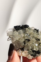 エピドート「煌めく雫」Epidote|天然石 原石 鉱物 パワーストーン | EP-A-004