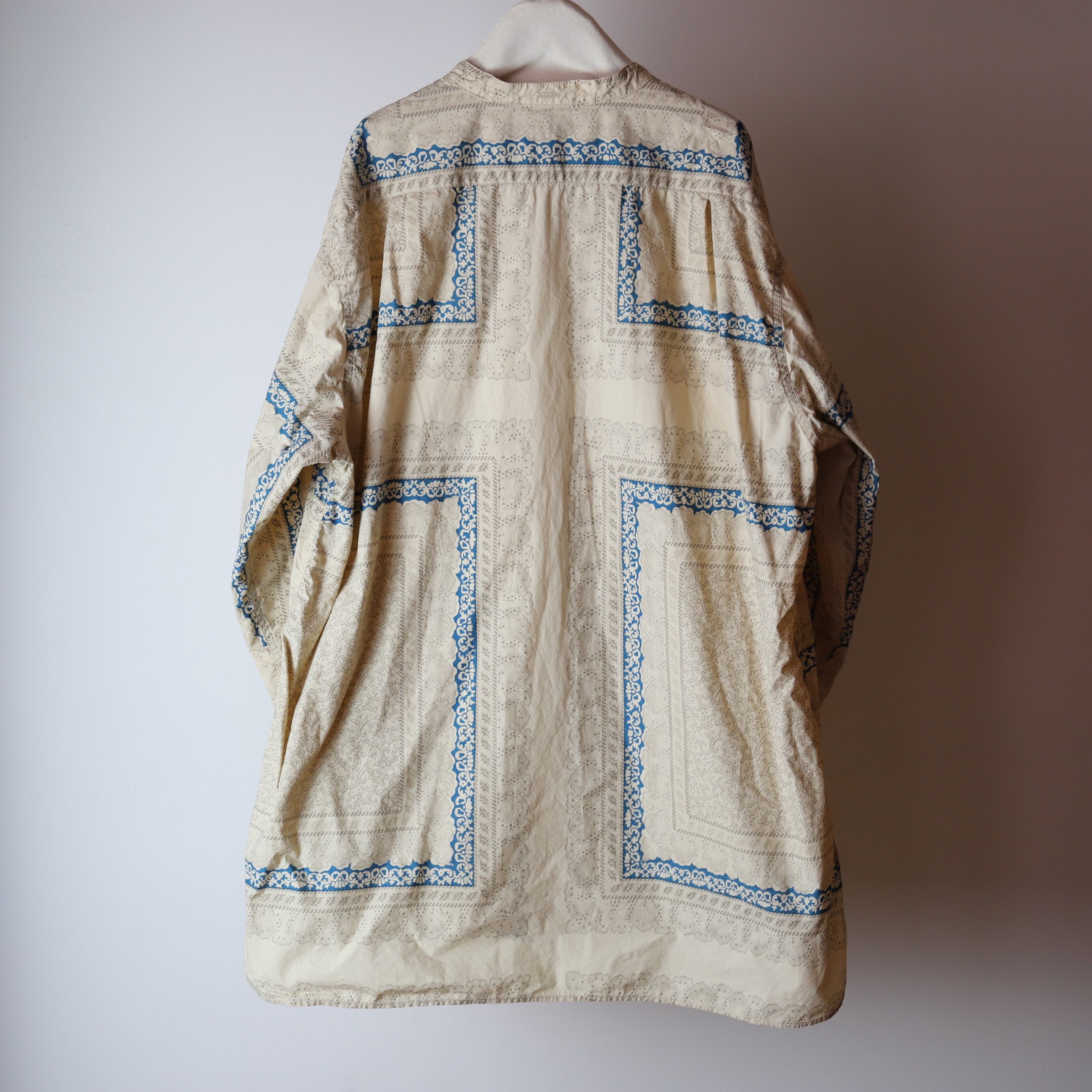 OUTIL / CHEMISIER SAPOIS / ECRU/INDIGO | TIBETAN MARKET