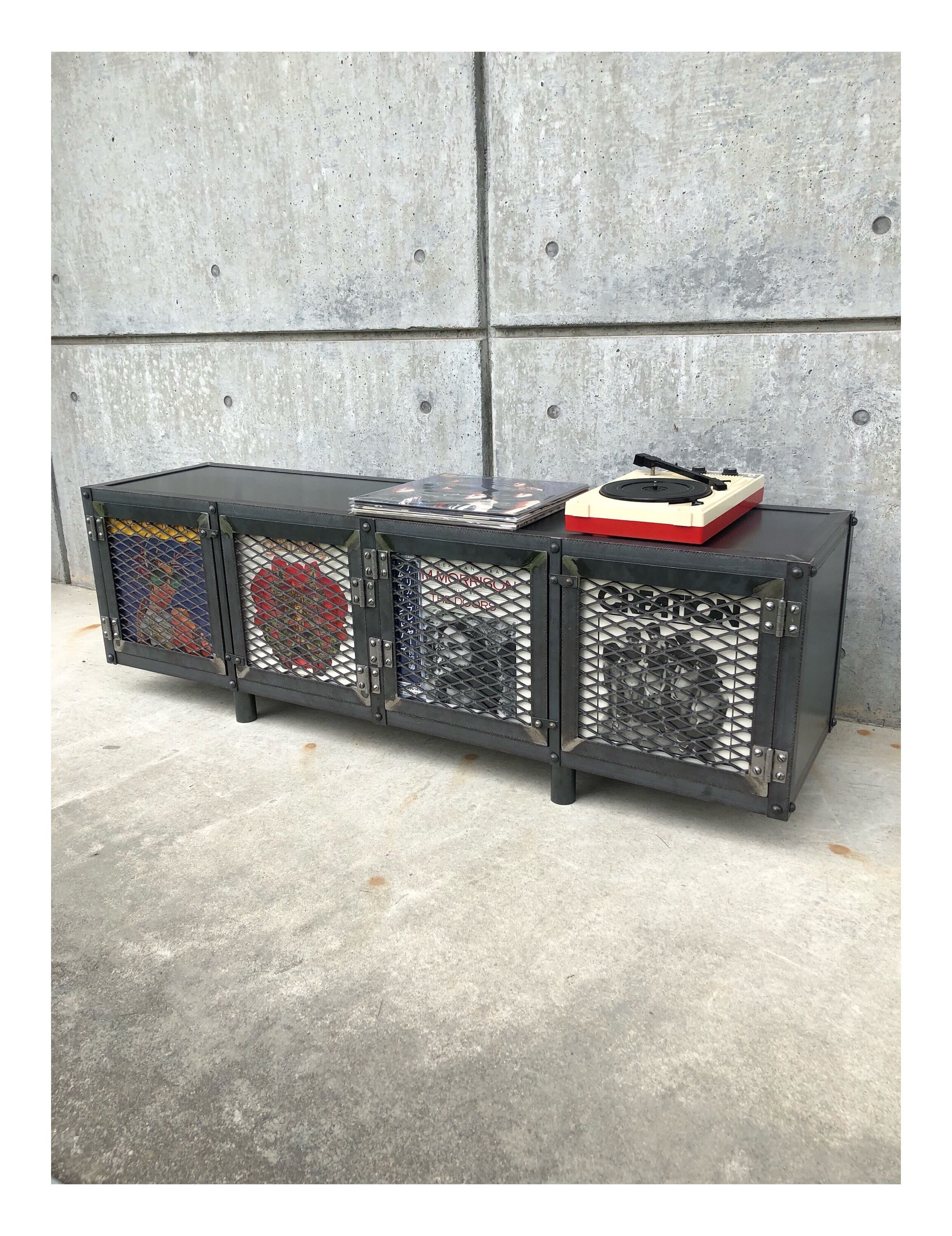 iron LP rack TV board