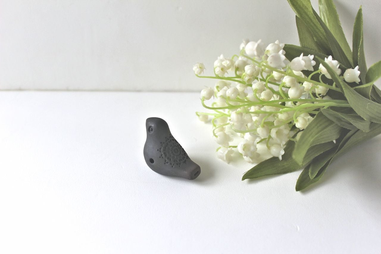 陶製鳥笛 小鳥 B | ラトビア雑貨専門店 SUBARU