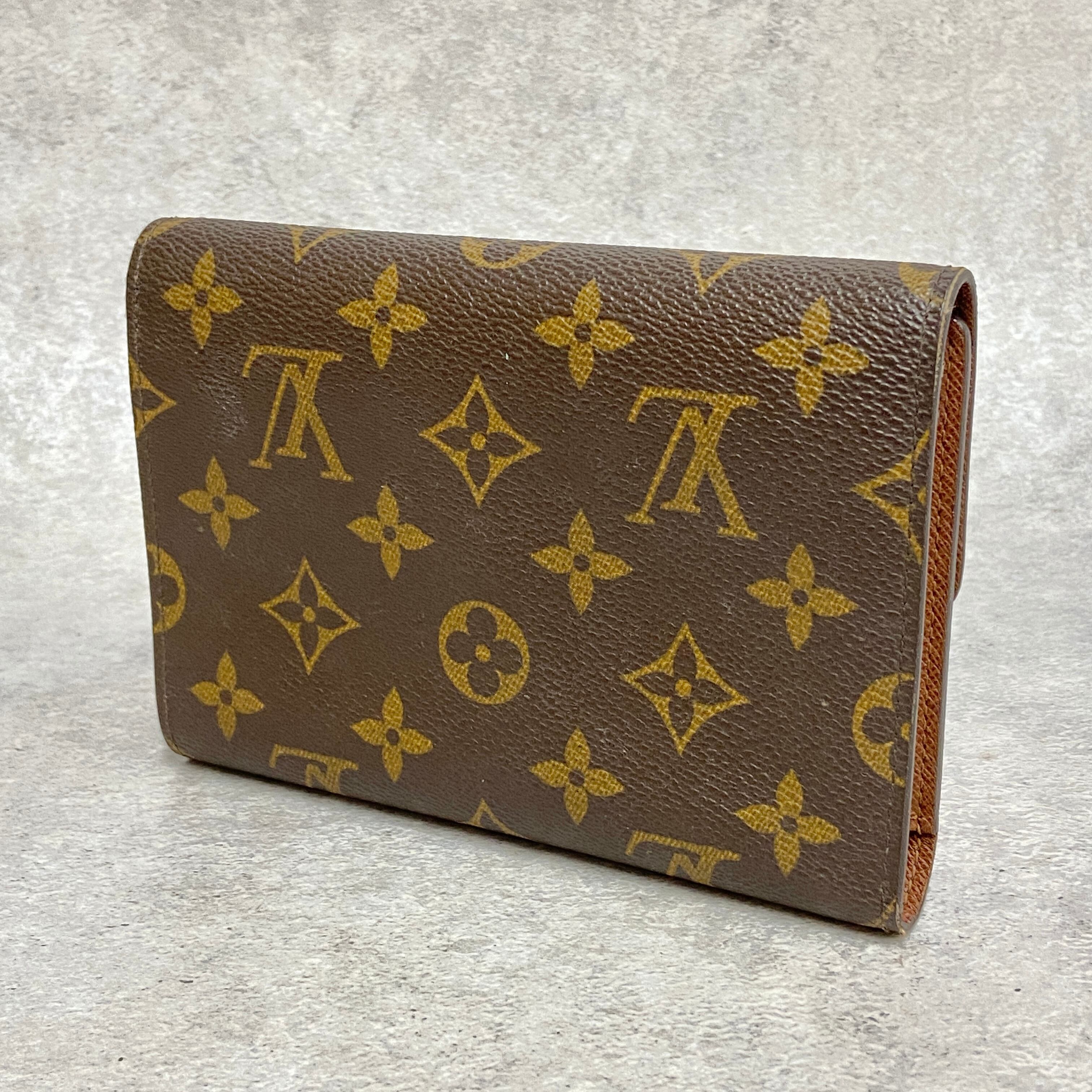 LOUIS VUITTON ルイ・ヴィトン モノグラム ポルトトレゾール・エテュイ ...