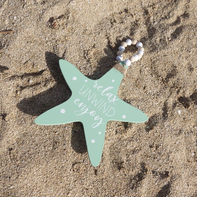 ★ハワイ直輸入★木製飾り／オーナメント／カーアクセサリー／ウッドビーズ／貝／シェル／ハワイ雑貨＜lettet スターフィシュ グリーン＞