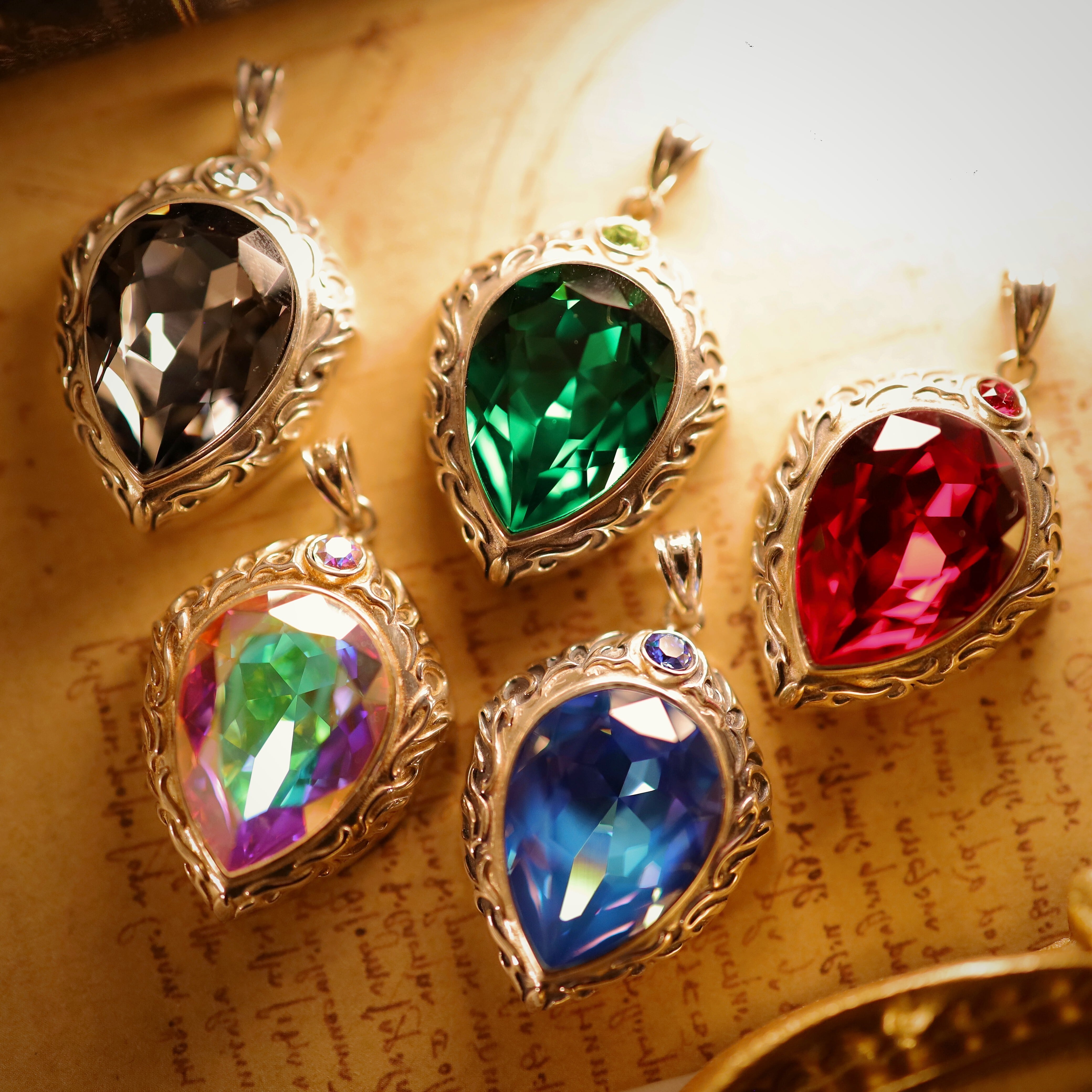 【限定1点】魔導具『魔法石ノルブ』◇チベットの願望成就石×フローライト 限定1点】魔導具『魔法石ノルブ』◇チベットの願望成就石×